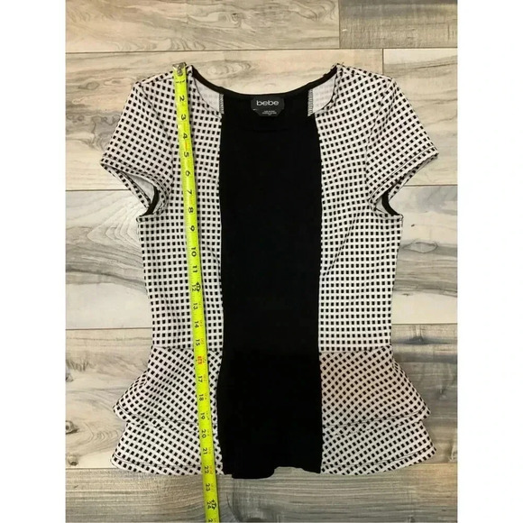 Bebe Black and white grid box peplum shirt size small - Picture 5 of 10